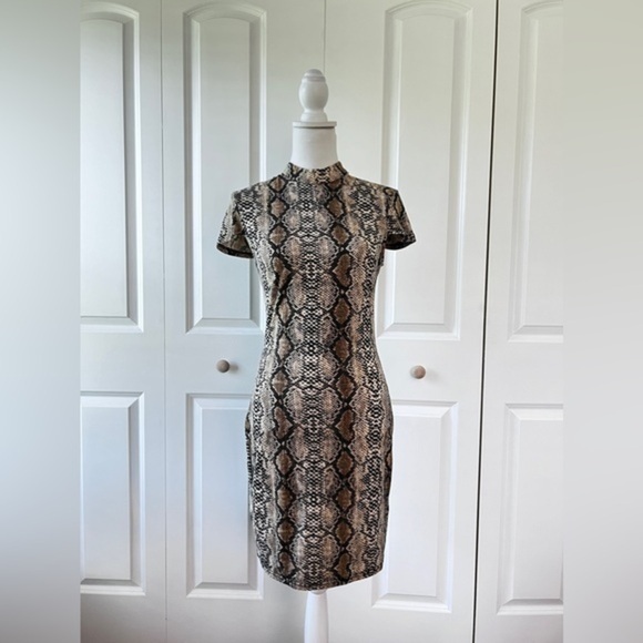 I AM GIA. Viper Aoki Snakeskin Print Dress size medium - Picture 1 of 12